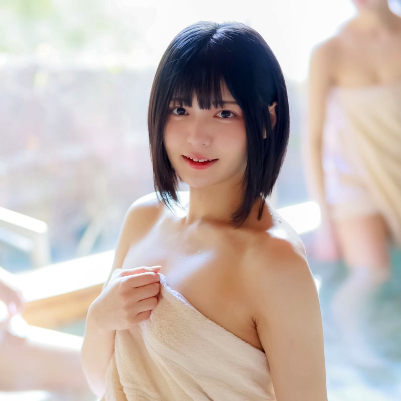 DEAS-074 タオル一枚で濡れた肌を晒す笑顔