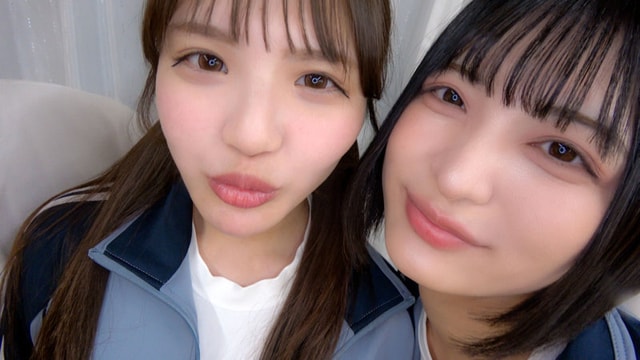 KURE-028 カメラ目線で2人並んでキス顔