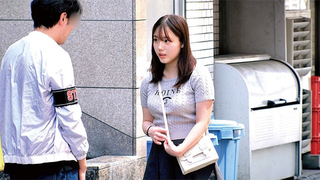 ORECZ-368 路上で声をかけてみかちゃんをナンパ
